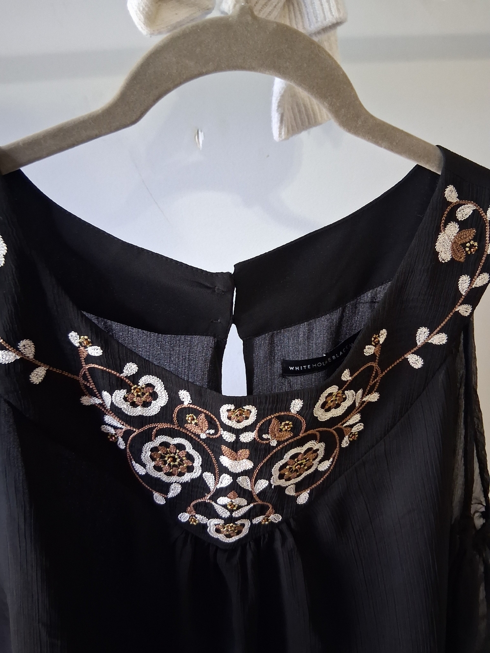 Embroidered Cold-Shoulder Blouse - Black - Picture 4 of 6